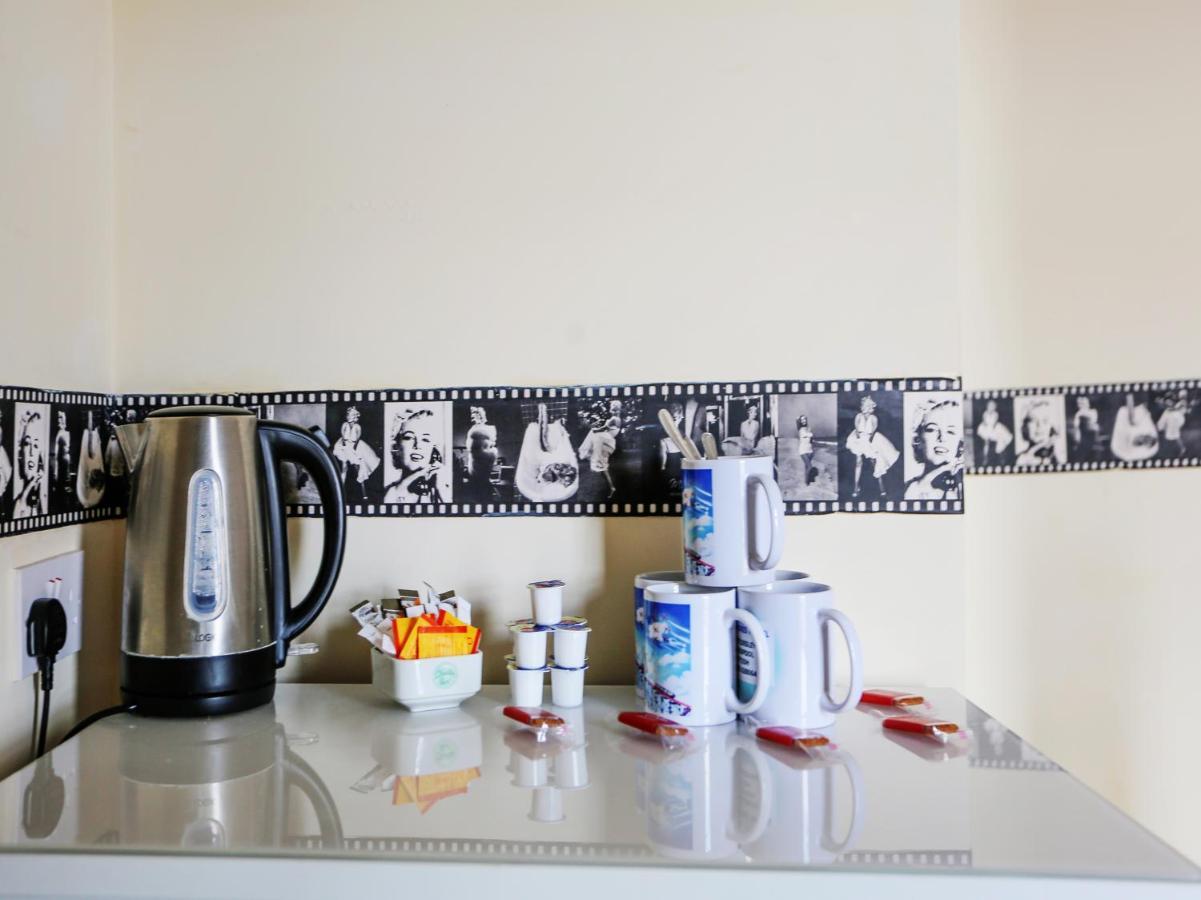 The Shores Hotel, Central Blackpool Bagian luar foto